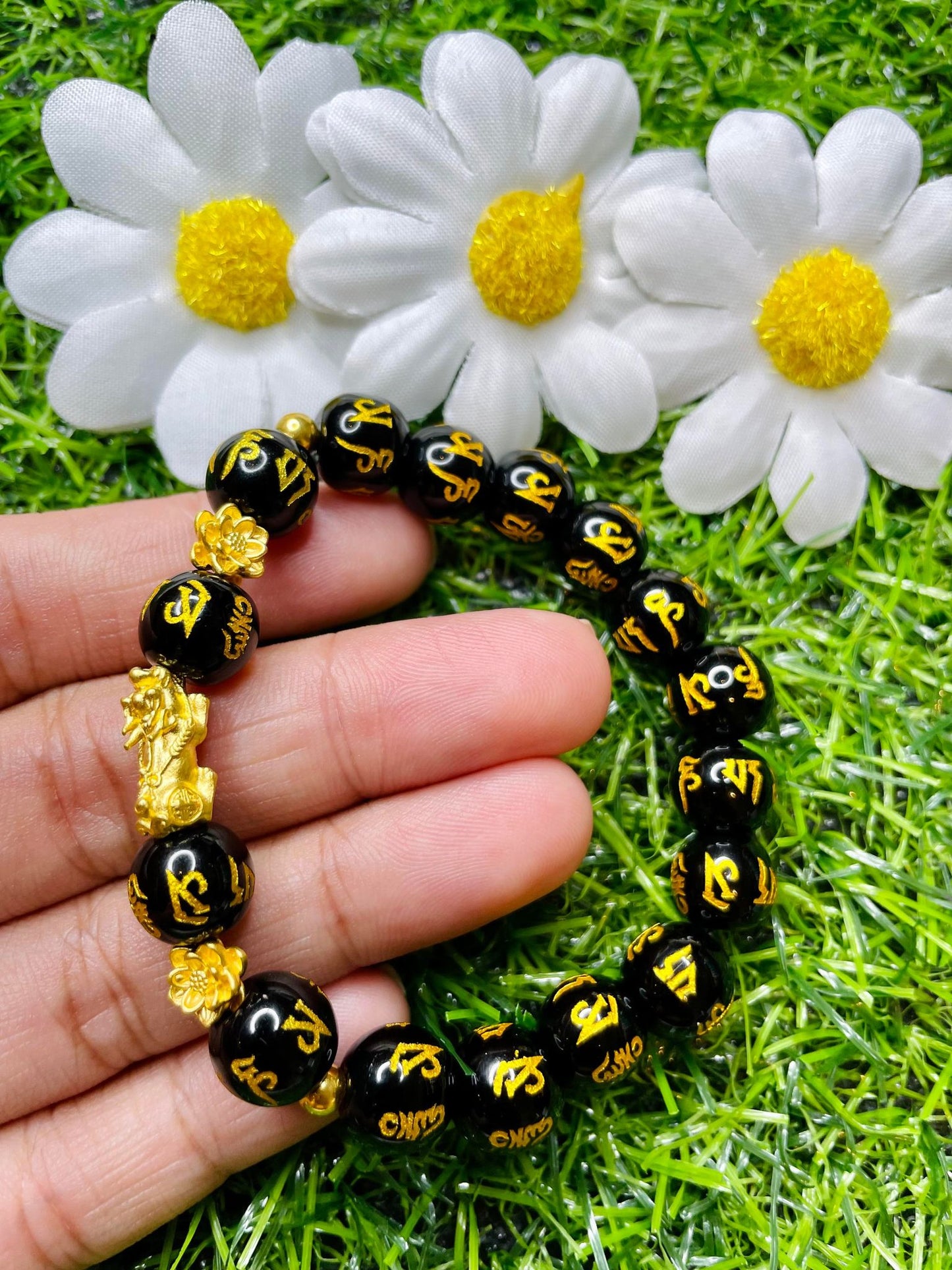 Real 24 karat Pi Yao Gold in Black Obsidian Bracelet